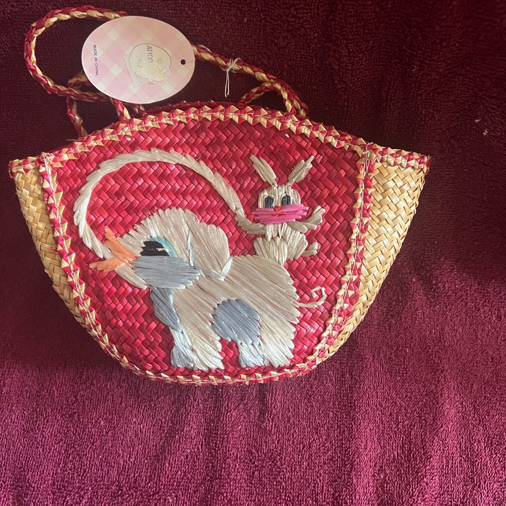 RATTAN WOVEN SMALL TOTE WITH ELEPHANT AND BUNNY DESIGN - NWT / VINTAGE